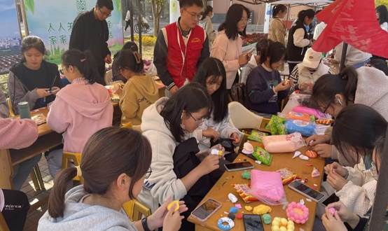 图示, 示意图 中度可信度描述已自动生成